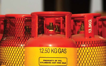 ১২ কেজি এলপিজি সিলিন্ডারের দাম নামল ৯৯৯ টাকায়