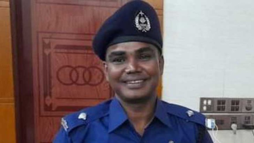 অর্থমন্ত্রীর জন্য ভোট চাইলেন ওসি