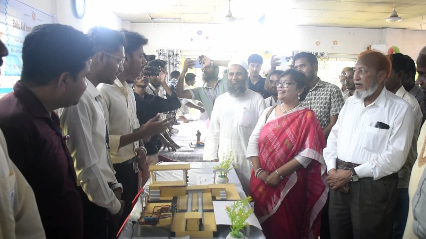 আগুন নেভাবে রোবট কার, সড়ক দুর্ঘটনা ঠেকাবে অ্যালার্ম